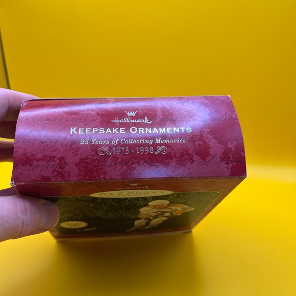 2355 - AMT NFL Mario Lemieux Handcrafted Hallmark 1998 Ornament + Card - Picture 2 of 16